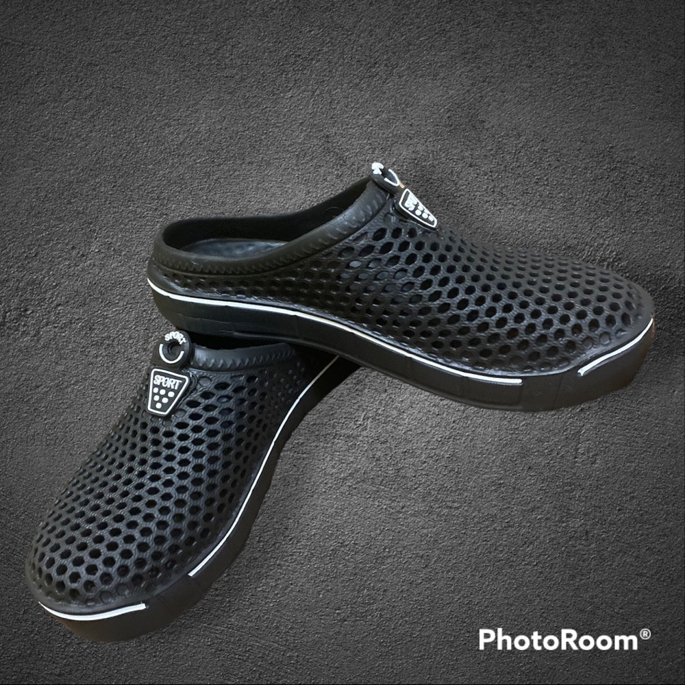 LIKE NEW SPORT Women’s black/white rubber mules Size 39 (8)
